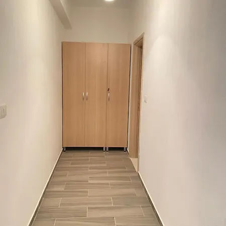 Livias * Gjirokastër